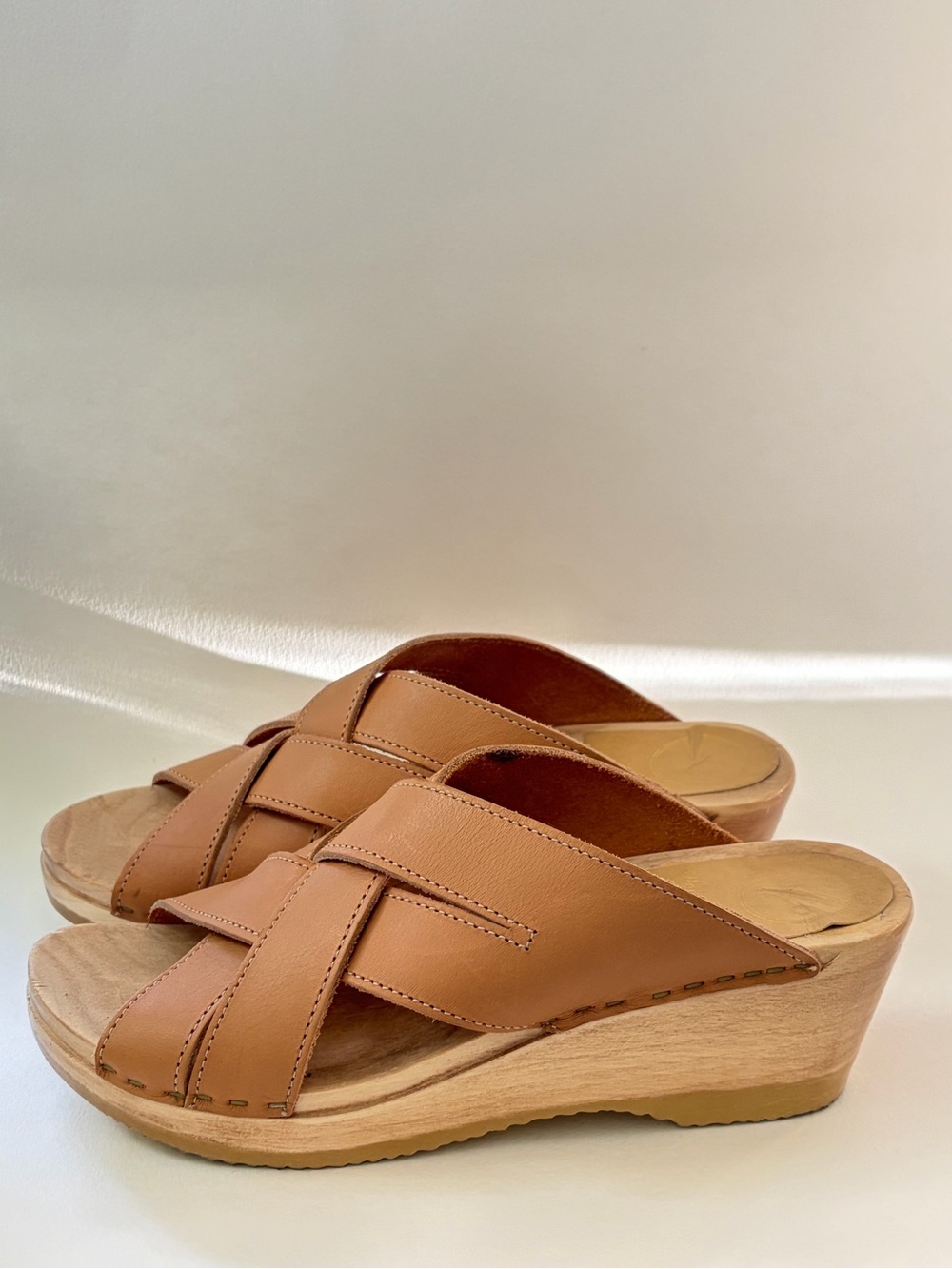 NO.6 Basket Clog on Mid Wedge in Desert Tan Leather